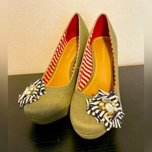 GIANNI BINI PLATFORM HEELS - SIZE 8